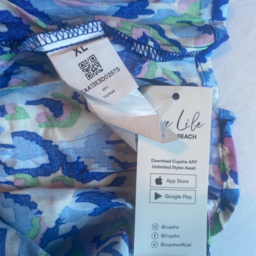 CUPSHE Romper Abstract Blue- XL - Picture 10 of 10